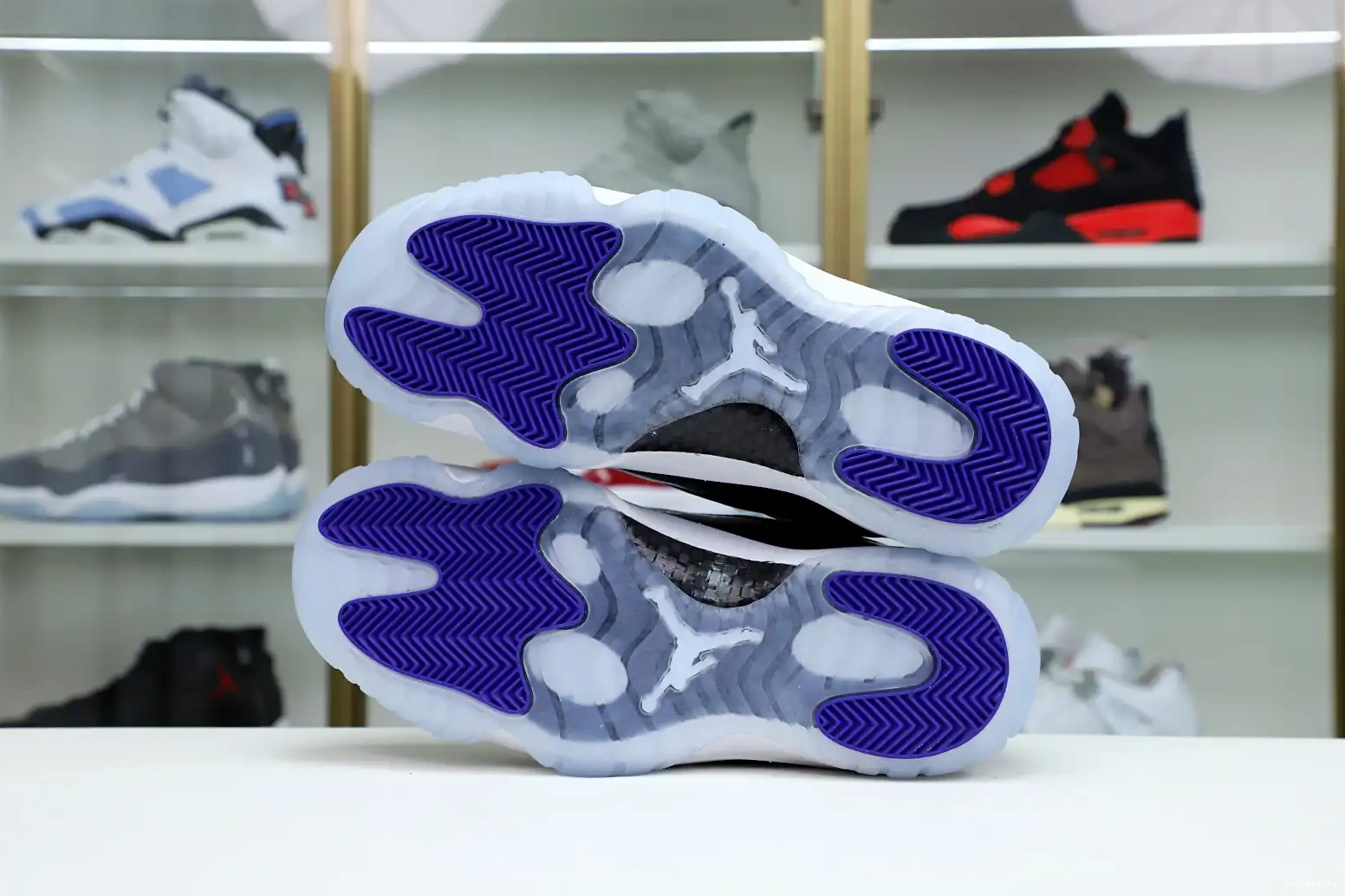 LOW RETRO JORDAN AIR 11 Kimikick CONCORD 0822